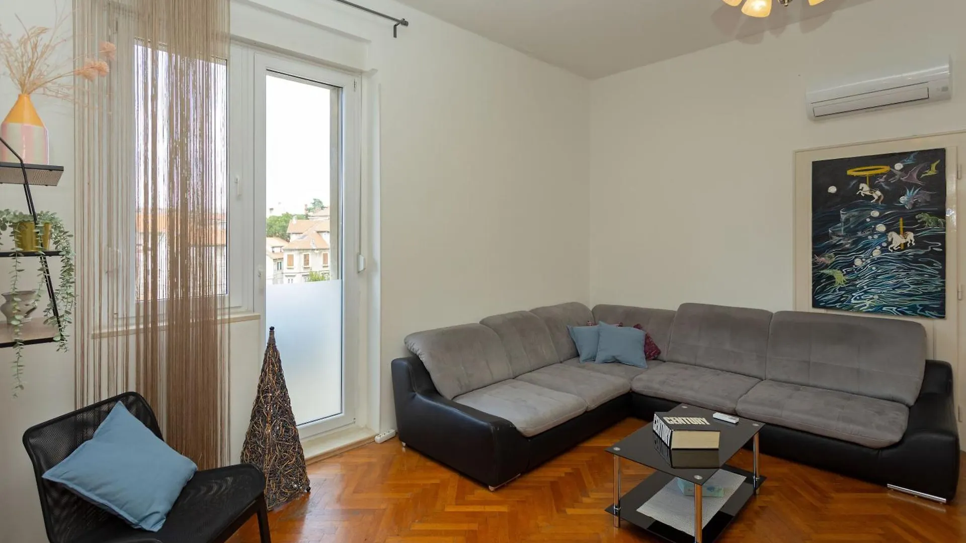 Antique Apartment